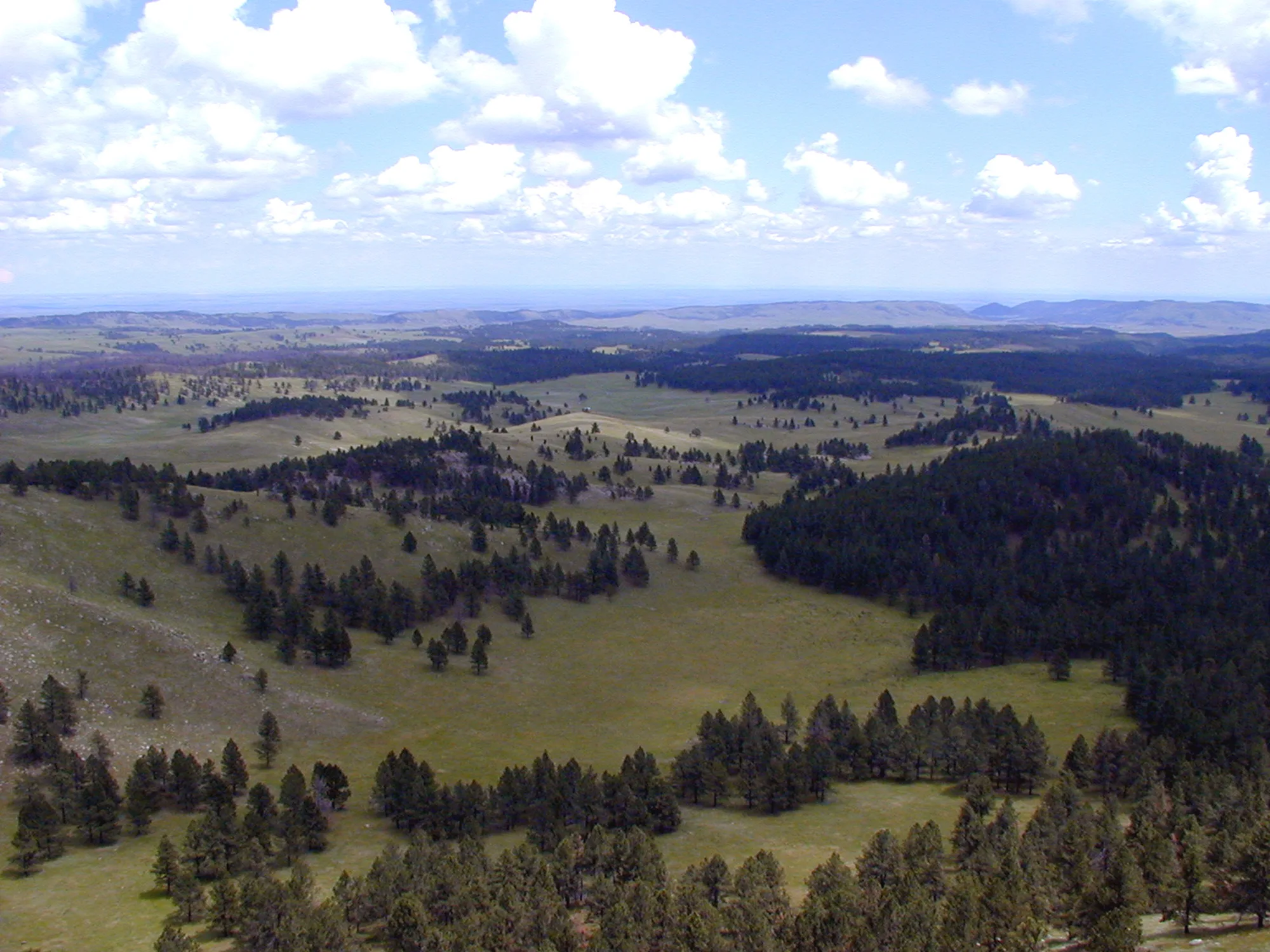 Natural entrance to Wind Cave at Wind Cave National Park, South Dakota